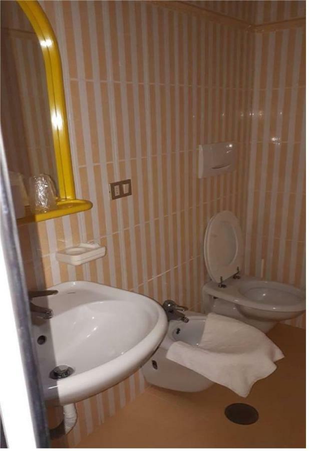 Hotel Stella Фоллоника Экстерьер фото