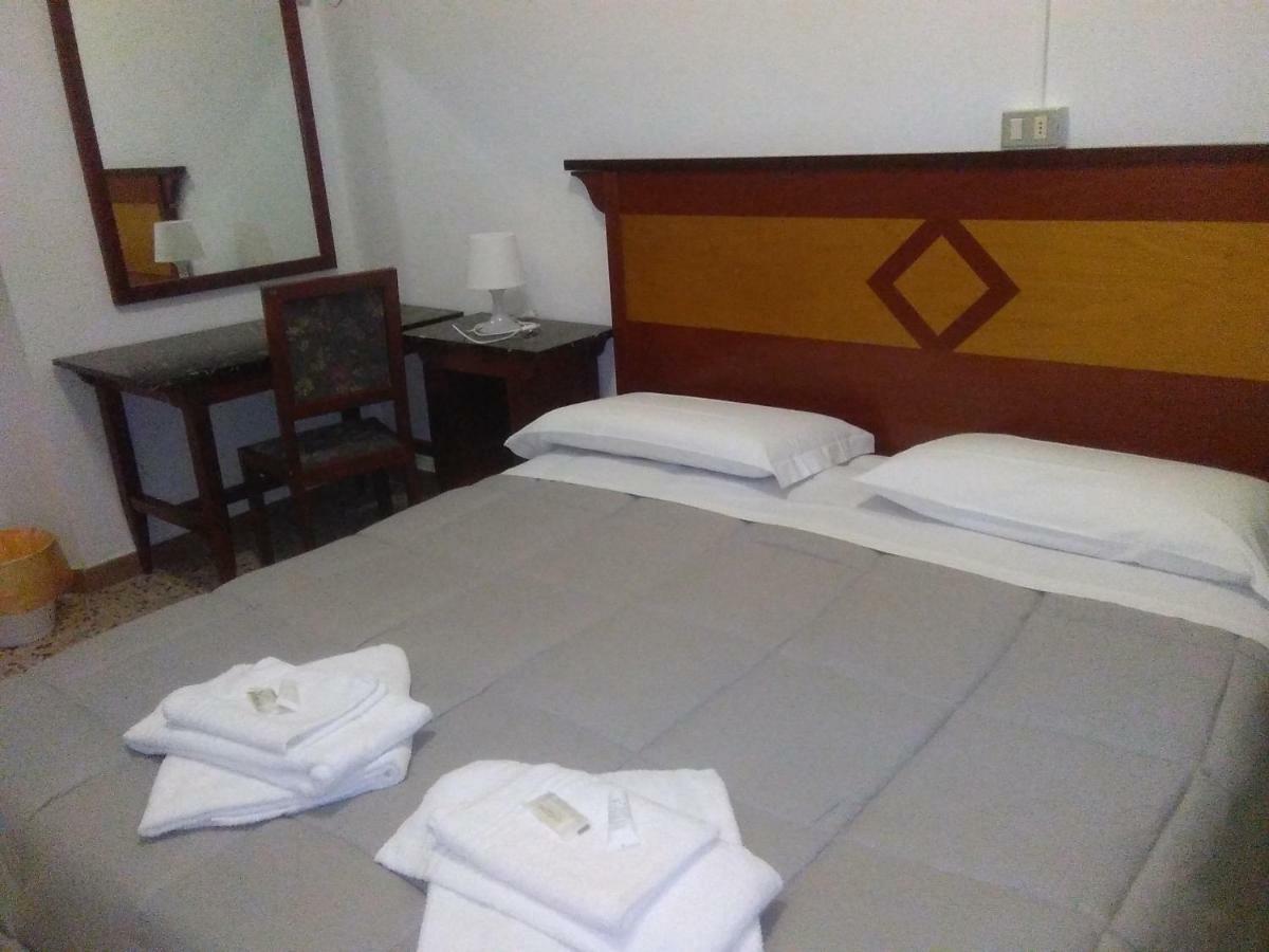 Hotel Stella Фоллоника Экстерьер фото